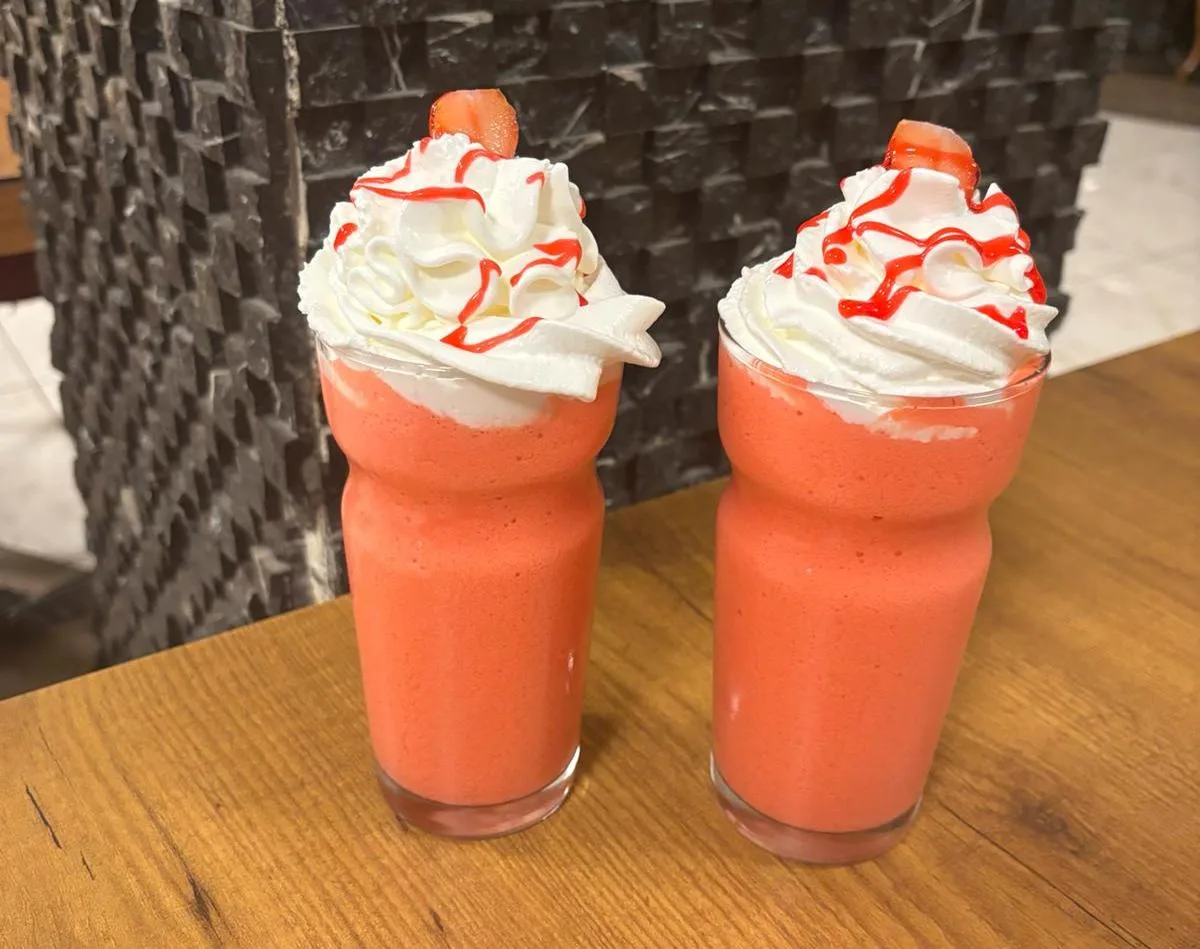 Çilekli Milk Shake